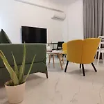 アパート Habitat Lobby - Modern Penthouse With Private Parking *