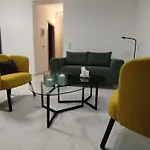 Habitat Lobby - Modern Penthouse With Private Parking