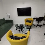 Habitat Lobby - Modern Penthouse With Private Parking