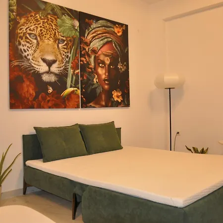 Habitat Lobby - Modern Penthouse With Private Parking * Τρίκαλα