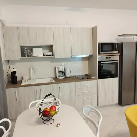 Habitat Lobby アパート Tríkala