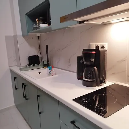 Apartment Habitat Lobby *