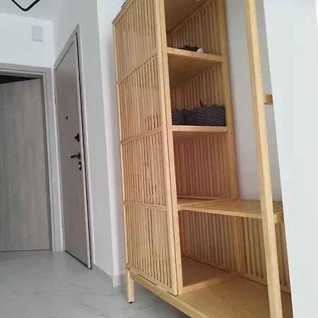 Habitat Lobby アパート